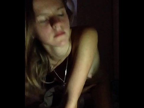 ❤️ Ein Mädchen masturbiert und wichst ❤️❌ Porno bei uns de.pornobot.ru ️❤